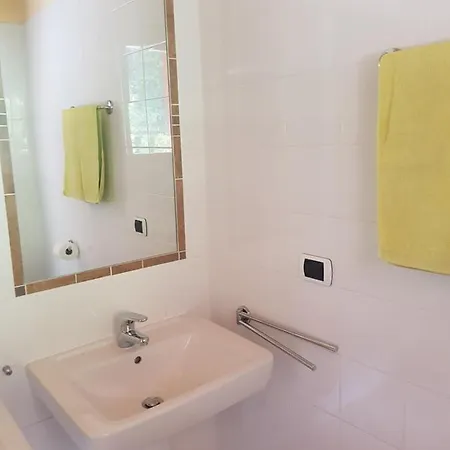 Sara - Seeblick - Sea View